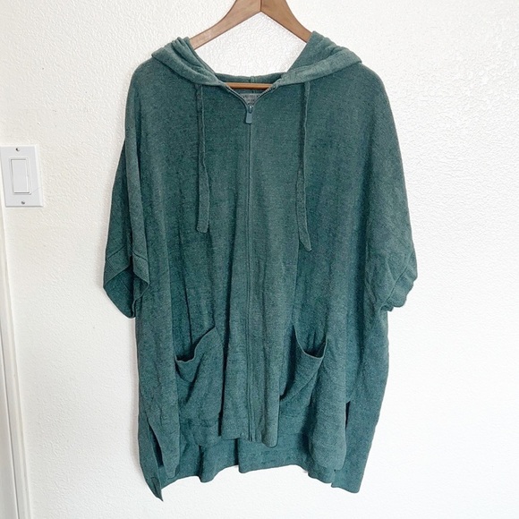 Barefoot Dreams Tops - Barefoot Dreams Blue Spruce Zip Up Short Sleeve CozyChic Ultra Lite Hoodie